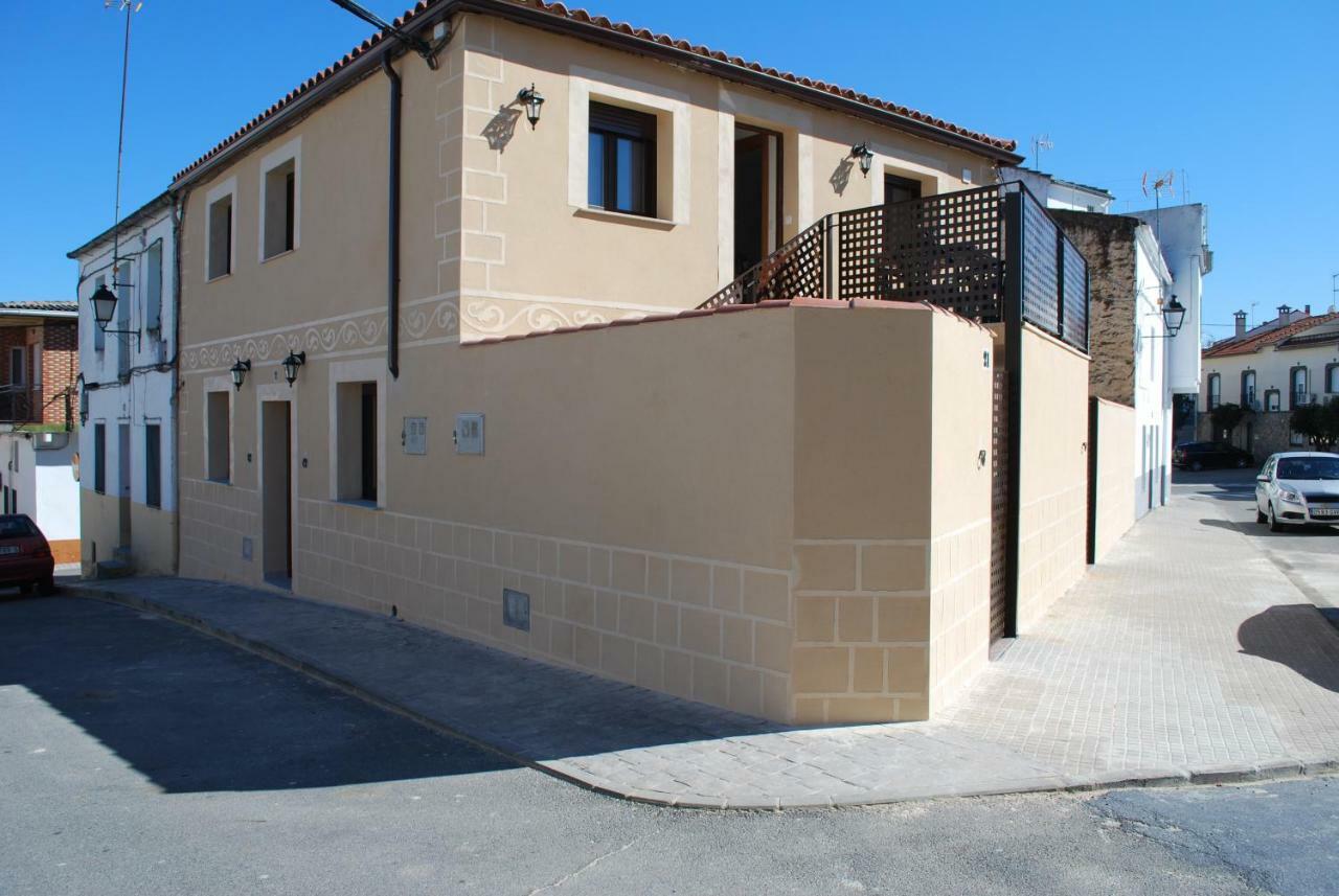Apartamentos Rurales El Trillo 말파르티다데플라센시아 외부 사진