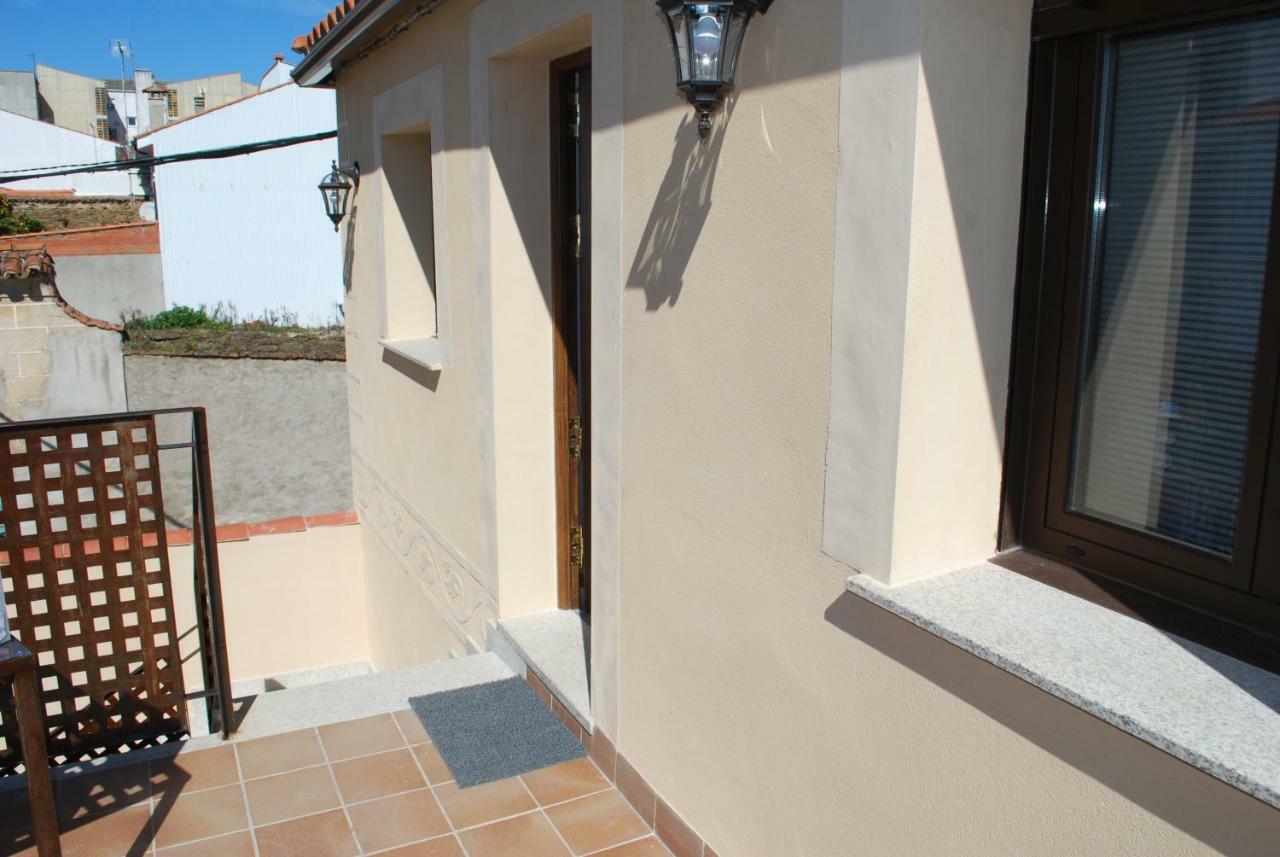 Apartamentos Rurales El Trillo 말파르티다데플라센시아 외부 사진