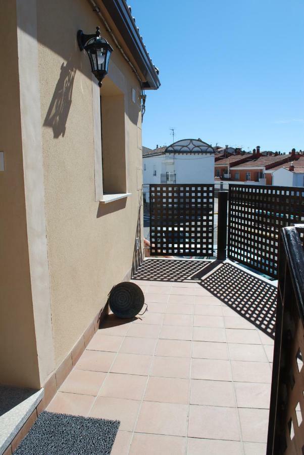 Apartamentos Rurales El Trillo 말파르티다데플라센시아 외부 사진